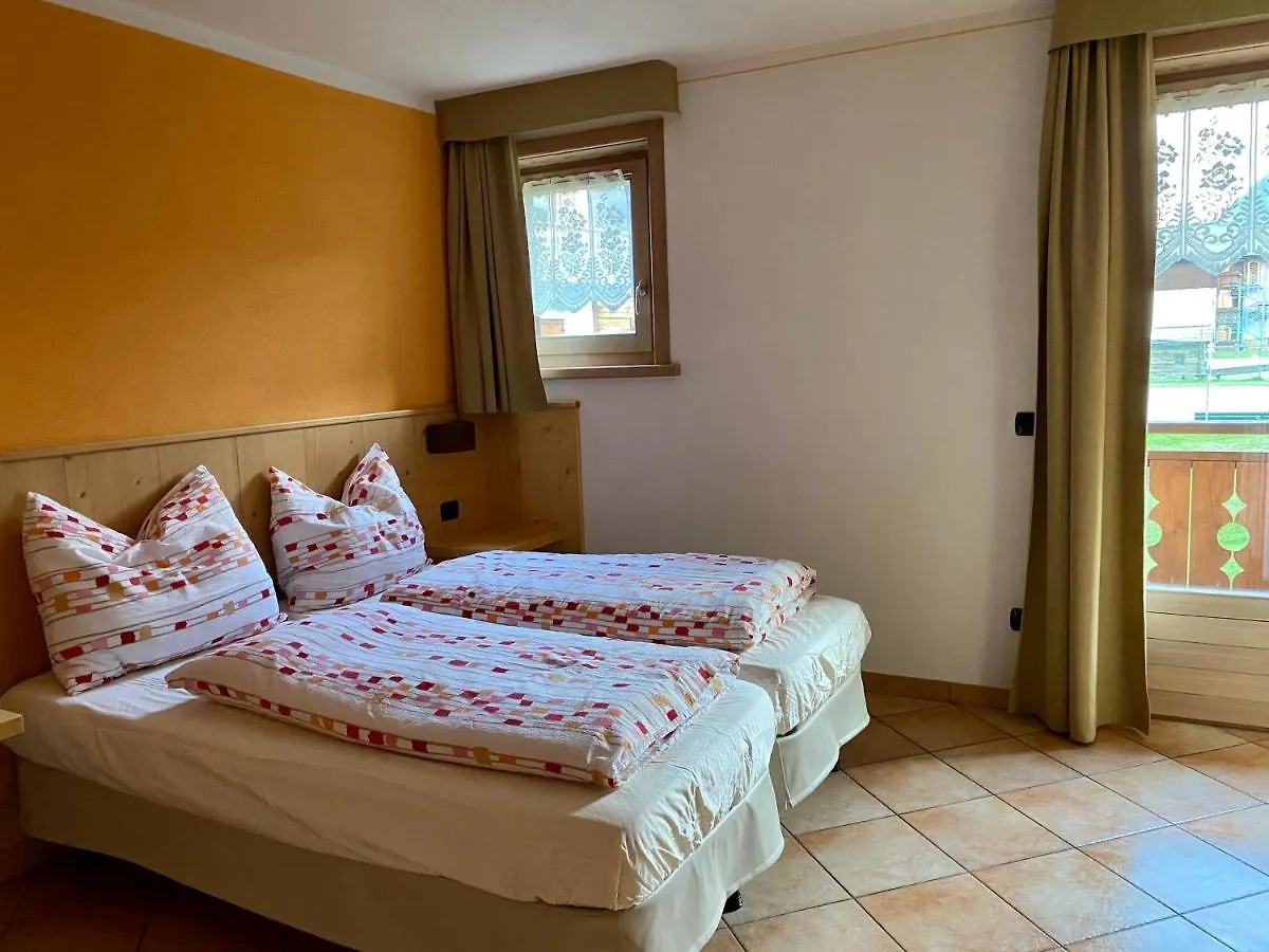 Chalet Sunflower Appartamenti Livigno 0*,  Italia
